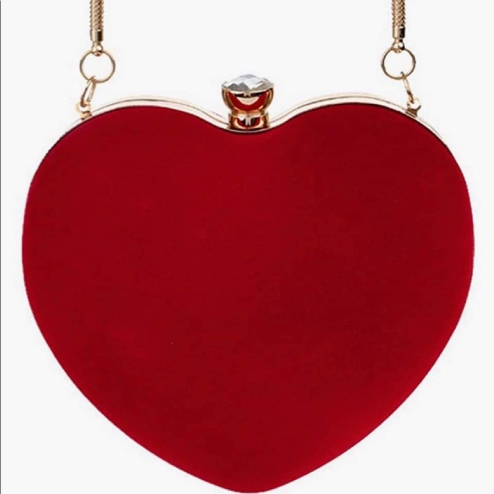 Red velvet heart purse w rhinestone on the top
